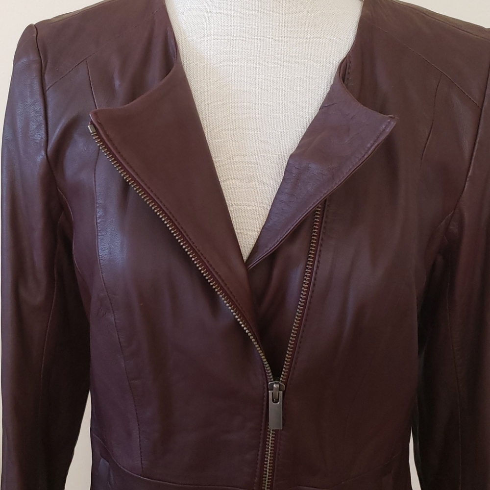 Leather jacket S/P - Picture 2 of 12